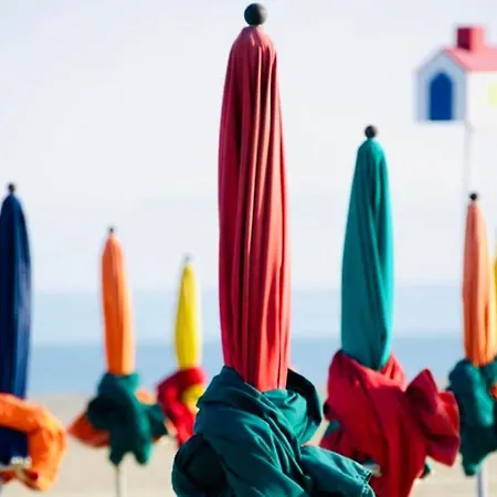 Secret Brick Garden - Plein Centre - 7 Personnes - Jardin - Parking Villa