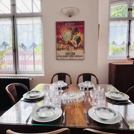 Secret Brick Garden - Plein Centre - 7 Personnes - Jardin - Parking *