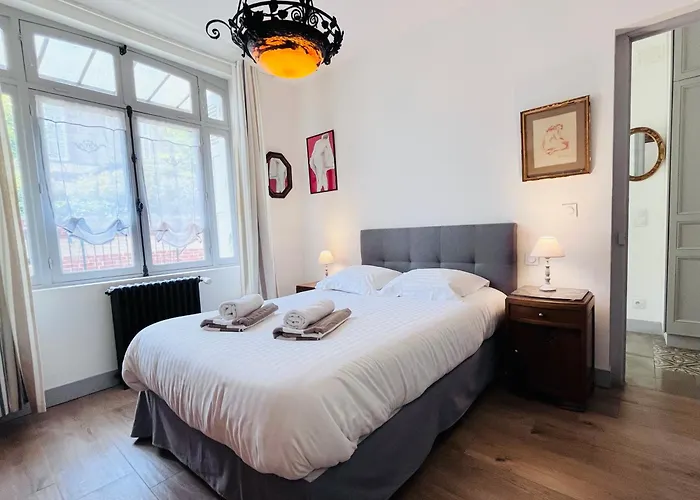 Villa Secret Brick Garden - Plein Centre - 7 Personnes - Jardin - Parking Deauville