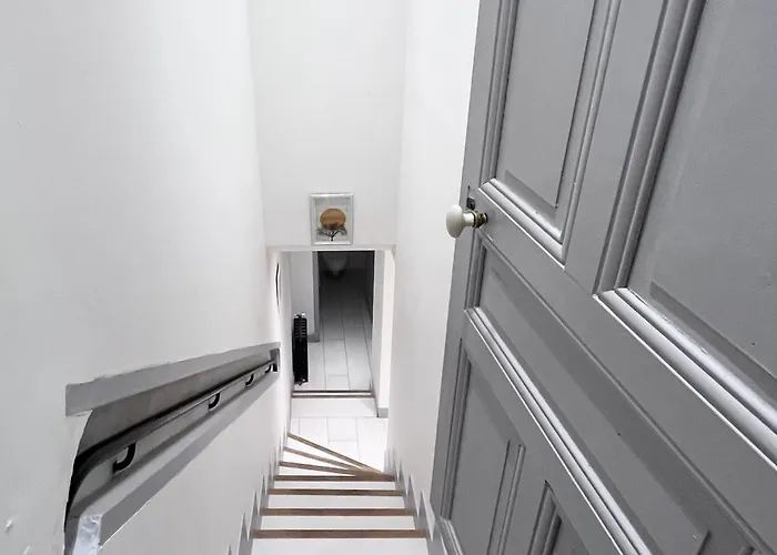 Secret Brick Garden - Plein Centre - 7 Personnes - Jardin - Parking *