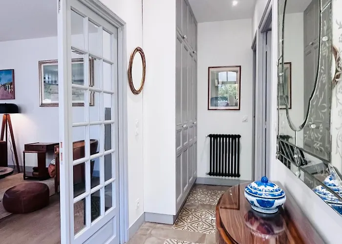 Secret Brick Garden - Plein Centre - 7 Personnes - Jardin - Parking * Deauville